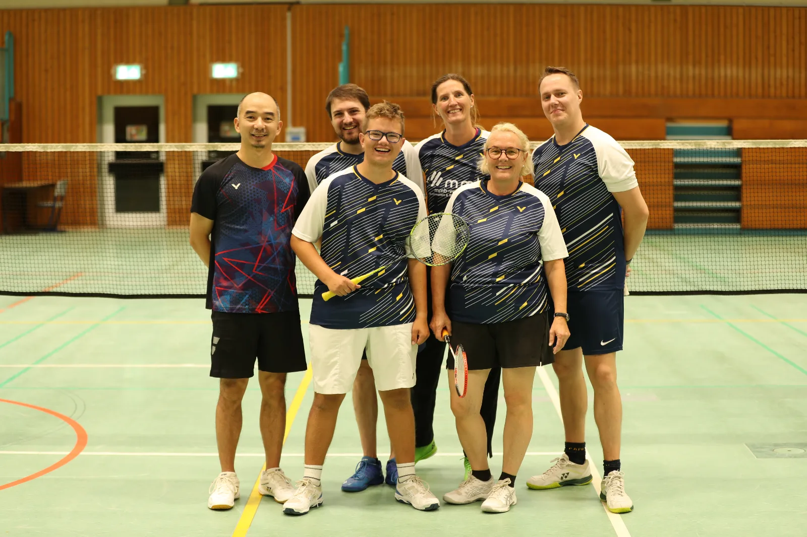 Unsere Trainer: Thang, Simon, Julius, Miri, Regina, Basti